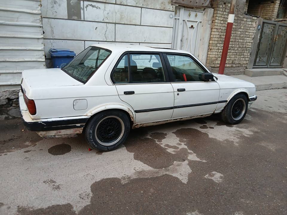 السلام عليكم زعرة  موديل. ٨٩ كير ومحرك اصل. ٢٥ حاوية واكسل  رقم بغداد مميز.  شراي. يتصل ويدلل. سعر. ٢٦.    *********** بغداد, العراق
