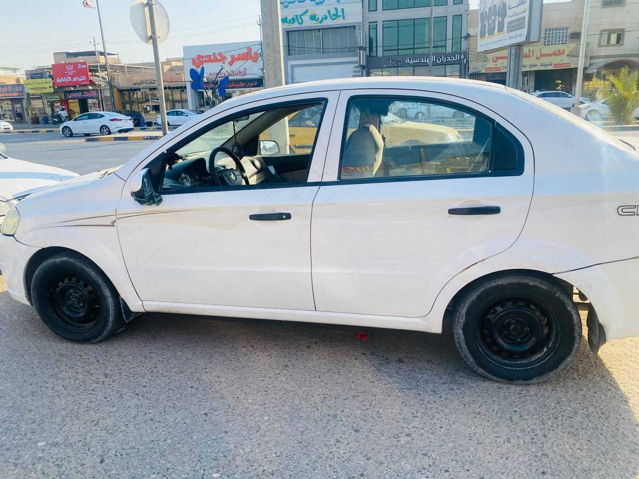 سياره للبيع او مراوس رقم نكليزي مداور ثاني يوم مكان نجف الشراي هاذه رقمي وبل خدمه ***********
