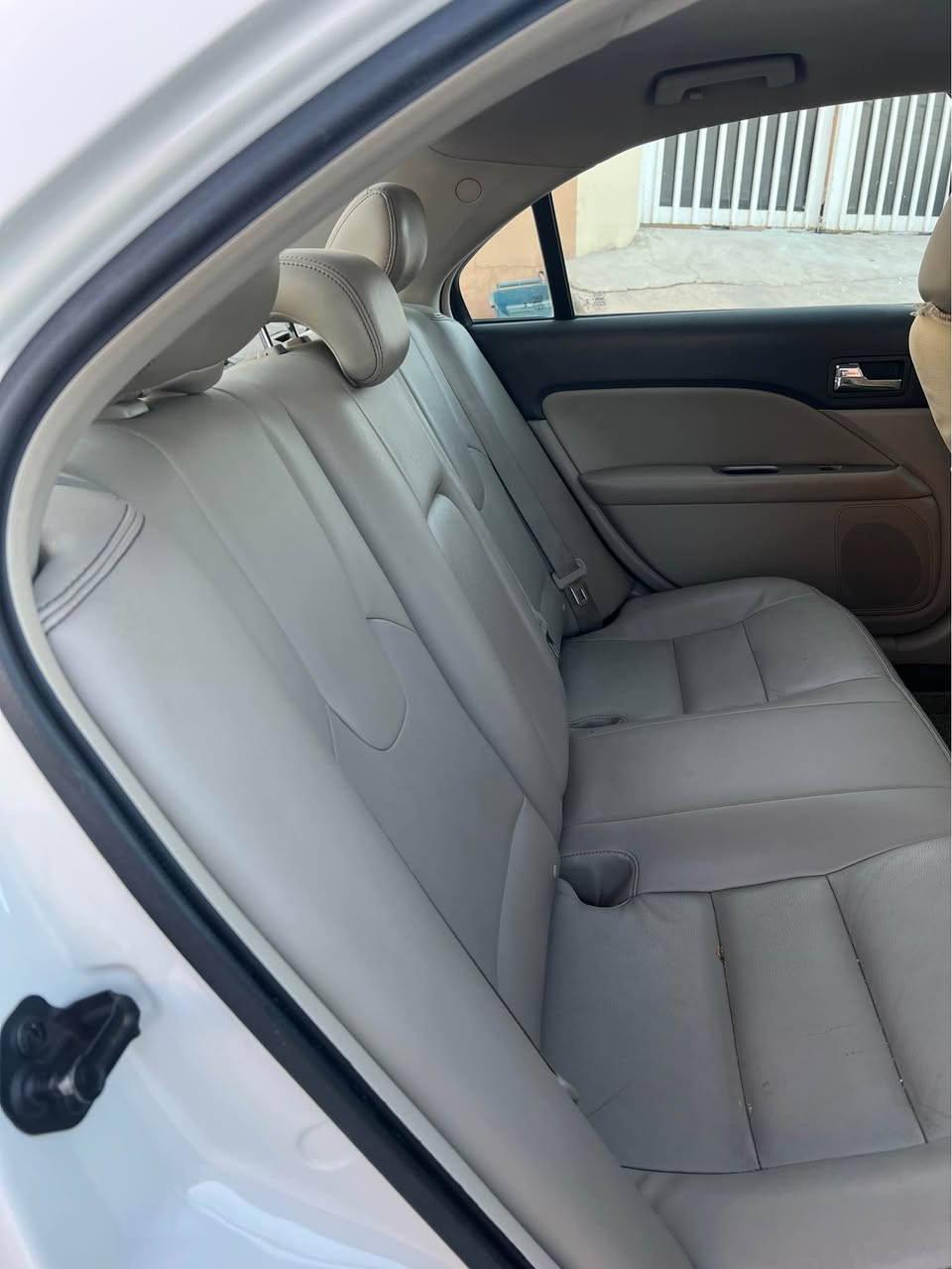 ‎فورد فيوژن 2012 كه نه دى سپى بئ بؤياخ فول مواسه فات به س سلايت نيه كيرو مه كينه و تحويل به شه رت  سه نه وى تازه تا كؤتايى 2027به سه رناچيت 140 هه زار رؤرشتووه  سه ياره يه كى زؤرجوان و پاك ماوه ته وه مەکینەی 2.5 هه موو معره ز شتى واجوان ى تيانيه سعرى 121گه لاو معامله  *********** السليمانية, العراق
