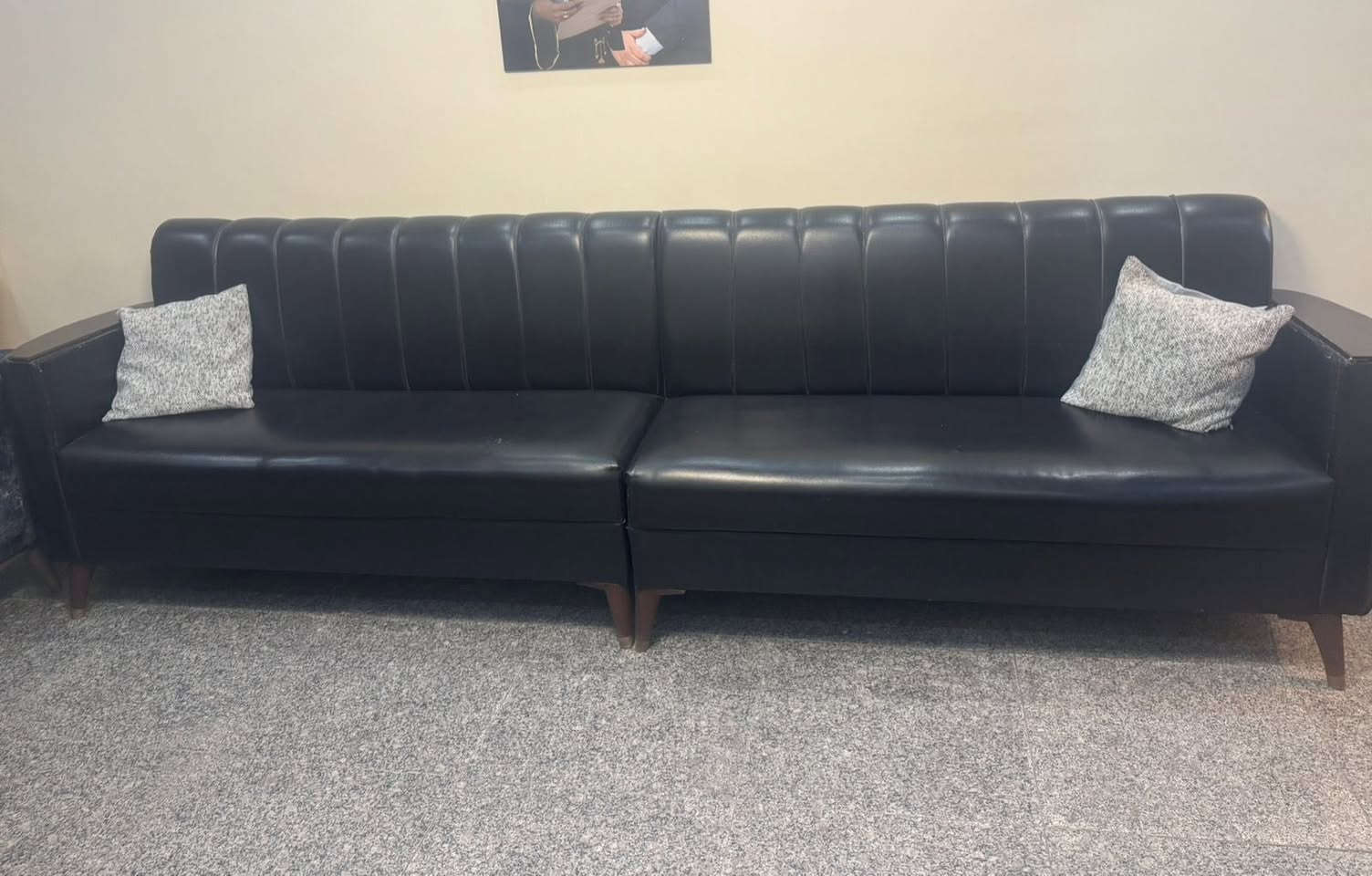 طقم قنفات للبيع
مع طبلات


**إذا كنت صاحب هذا الإعلان وتريد حذفه لأي سبب، رجاءا أرسل رسالة إلى الدعم الفني**