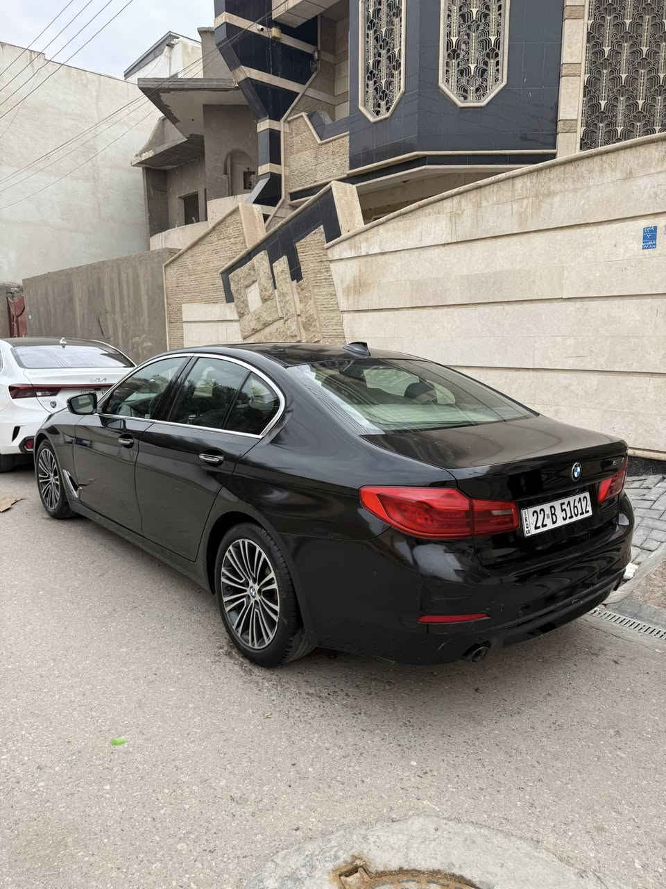 السلام عليكم
سيارة  2018 bmw 530i ماشية 81000 قابل للزيادة رقم اربيل مسجلة باسمي جاهز للتحويل للشراي سنوية جديدة حادثهة جدا بسيط مثل ما موضح بالصور بدون ايرباك بدلنالها دعامية امامية  و المدكر انرش صبغ فقط والباب انضرب هنا بالعراق كذلك مبدل نفس اللون بدون صبغ وباقي البدي معلف نانو من اول ما وصلت من امريكا جانت ماشية الف السيارة على ايدي وجاهزة للشراي سعرها 24300$ مكان السيارة البصرة


**إذا كنت صاحب هذا الإعلان وتريد حذفه لأي سبب، رجاءا أرسل رسالة إلى الدعم الفني**