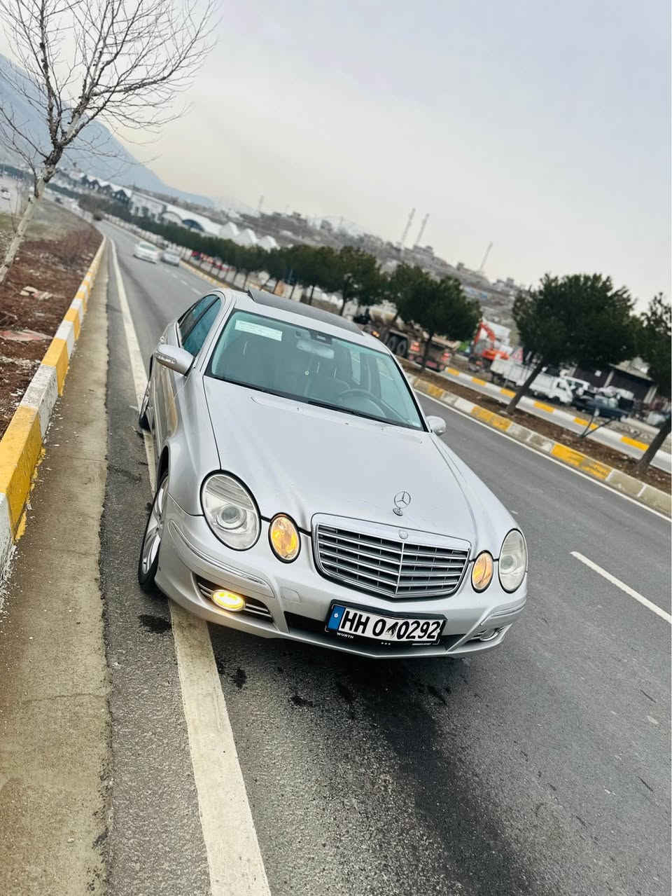 Mercedes Benz E350 2006🇩🇪

مارسیدس ئی 350🇩🇪2009🇩🇪
کلین تایتڵ بێ بۆیاخ زەمان
سەیارەکە سفرە پاکەتی 📦 🇩🇪🦅
بیانوو بڕە تاقانەی هەموو عێراق
منفيست اسلي يبراهيم غليل
مواسەفات فووول فوللل
سڵاید
شاشە گەورە
پەردە کارەبایی
کوشن جلد کوشن هیتەر تەبرید
کوشن کارەبایی و خەزن
پێش و دوای حاسە
6سیدی بۆکس
ئاوێنە کارەبایی
مواسەفاتی تر .....
دەعامی بۆ دەعامی بەشەرت
بۆنی شەریکەی لێدێ
بۆ تازەی و جوانی سەیارەکە مەپرسە لۆکە

گێر و مەکیەنەی و کارەبای هەمووی بەشەرت

سعري $92
شوين سؤران
ژمارەی موبايل: *********** أربيل, العراق
