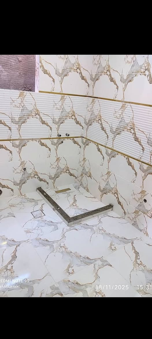 خلفه سيراميك وبورسلين ومرمر درجه اولى واسعار مناسبه ***********
