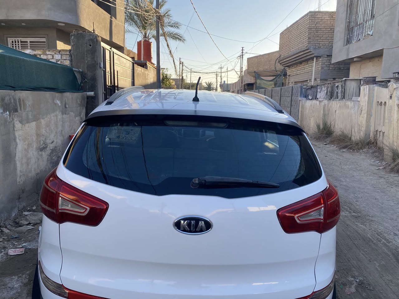 السلام عليكم للبيع كيا سبورتج موديل ٢٠١٠ السيارة مكفوله كير ومحرك والسياره وراد خليجي رقم اربيل وكاله فقط السعر ١٢٠ وبيهه مجال للاستفسار الاتصال على الرقم ***********
