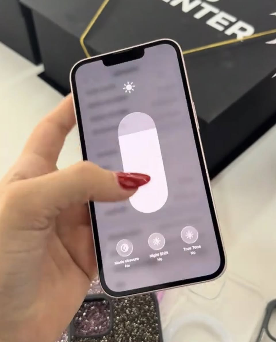 للبيع أيفون 13 لون وردي
ذاكره 256 مكفول من كلشي
النظافه 99‎%‎
بطاريه 86‎%‎
ويا شاحنه فقط
المكان بغداد مدينه الصدر
***********
