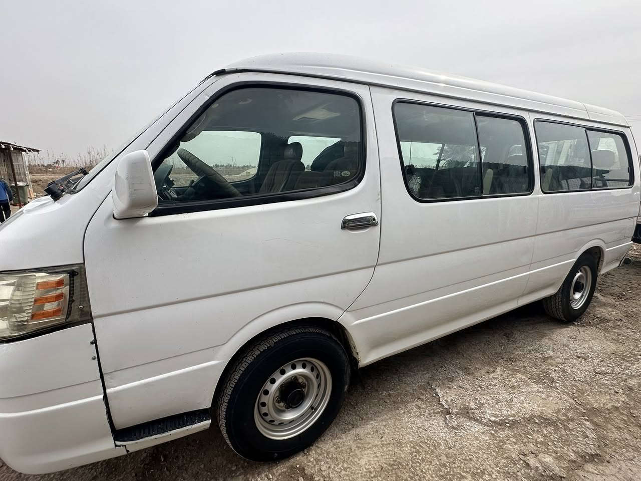 جنبي H 2  موديل 2015  حرة رقم بغداد إنكليزي   كير اكسل كفالة محرك ينقص  تبريد  محور ياباني ثلج  صدر خلفي  ١٠٠٪؜  صدرها الأمامي ٧٥٪؜   تخم تاير نظيف  الغرفة مدوشمة  فوووول   درجة أولى  كشنات ارضية سقف   كفالة عامة( ماعدا شبر بالبجم وبارد كلش قليل جوة الرقم الخلفي بالصندوق) هزة اليوم هزيتها الاتصال ع *********** واتساب موجود السعر 92 مجال قليل المكان  اللطيفية الجسر السابع ع السريع
