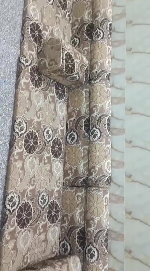 جلسه عربيه البيع نضيفه 19متر إسفنج مضغوط سعر 400 وبيها مجال ***********

