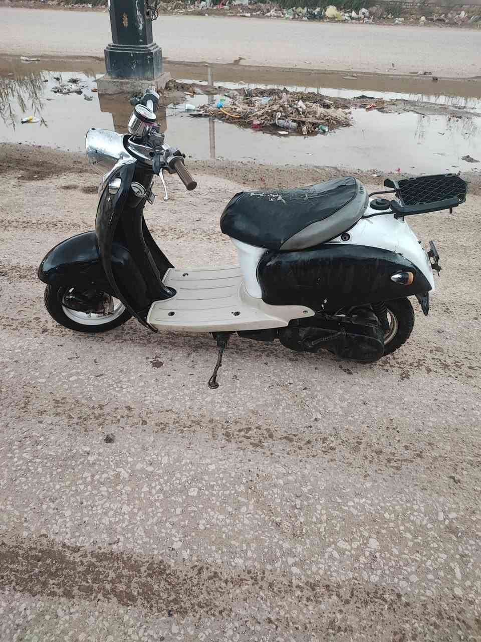 سلام عليكم دراجه عبدالحليم للبيع 
شغاله ونضافه كدامك مكاني الخصيمه 
 يم مجمع سيد حامد سعر 250 وبيها مجال


**إذا كنت صاحب هذا الإعلان وتريد حذفه لأي سبب، رجاءا أرسل رسالة إلى الدعم الفني**