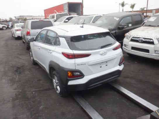 كونا 2021 محرك 2000 دوش كير يجي At مو سي في تي. ماشية 27 الف سيارة جديدة جدا بدون ايرباك رقم بغداد حادث دعامية مبدلة نفس اللون وشبر فوك لايت امامي ايسر سعر من الاخير حتى لااتعبك ولا اتعبني 140 ورقة لون ابيض داخل لونين بأسمنا *********** بغداد زيونة 
اقل من 140 رجاءا لاتتصل لان داابيع بسعر الاسود الطاك ايرباكاتها
