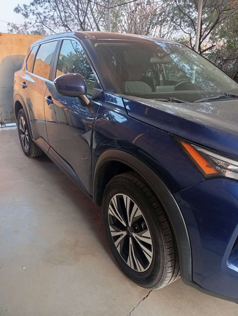 سلام عليكم نيسان روج 2023 مواصفات SV AWD سيارة حادثها فقط دعاميه بدون صبغ بدون تبديل مواصفاتها بيها كاميرا وحساس ودوار وتثبيت مسار وبعد هواي مواصفات سعرها 155 وبيها مجال للشراي 
تفاصيل اكثر اتصال عل رقم 
***********
