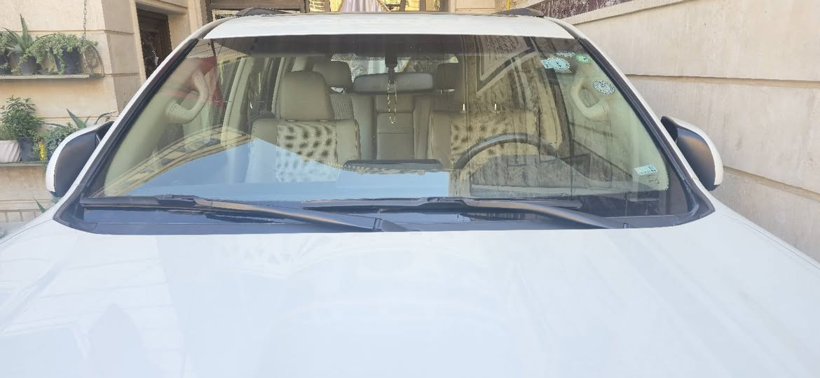 بسم الله الرحمن الرحيم  
السلام عليكم ورحمة الله وبركاته برادو vxالوجبة الثانية موديل ٢٠٢٣ رقم اربيل هزة جديدة بأسمي شخصيا مكفولة كفالة عامة عدا شخط زغير بنهاية الباب ماشية ٢٥٠٠٠ الف حقيقي السعر ٥٠٠٠٠$وبيها مجال بسيط للاستفسار *********** بغداد, العراق
