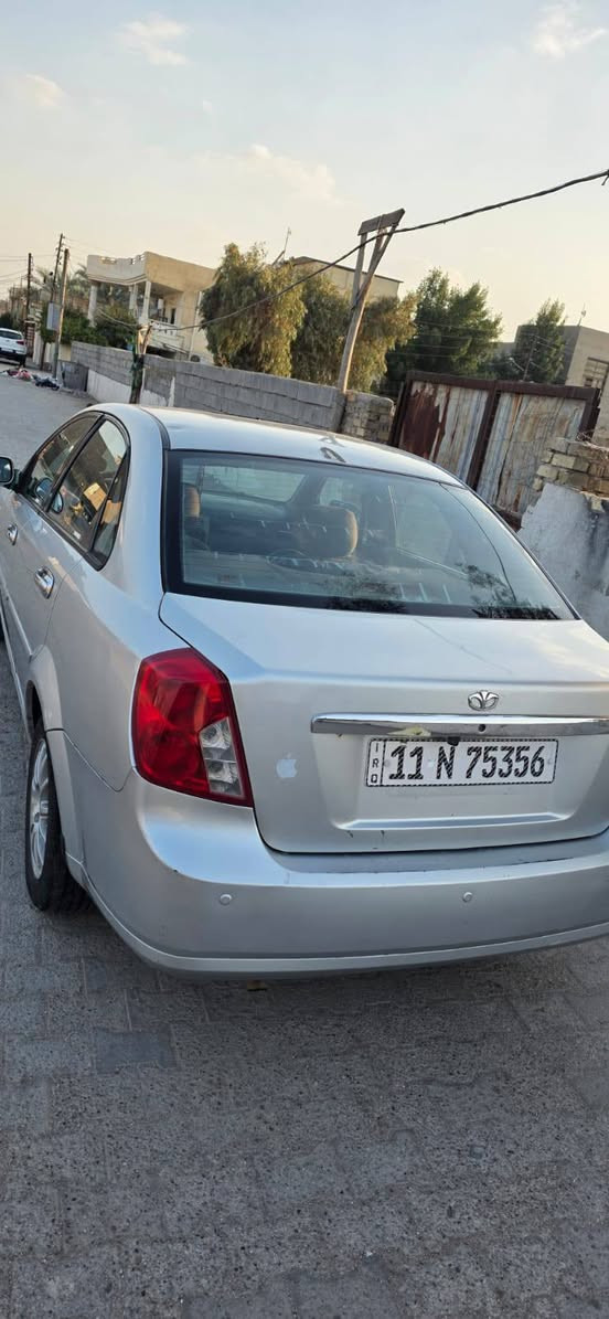 سلام عليكم
دايو لستي 2008 السياره مرشوشه احزام مكفوله من الحادث مكينه كير خير من الله تخم تاير تبريد شغال حدادية 60بالمية 
العنوان المحمودية رقم الهاتف ***********
السعر 65 وبيه مجال
