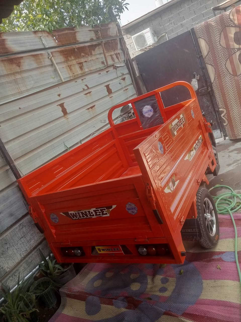 سلام عليكم عندي ستوته شحن البيع زيرو ماماشيه شترته ومتخدمني اخذته 2وميتين شتطيني جواهه ابيه عن ني بغداد الغزاليه


**إذا كنت صاحب هذا الإعلان وتريد حذفه لأي سبب، رجاءا أرسل رسالة إلى الدعم الفني**