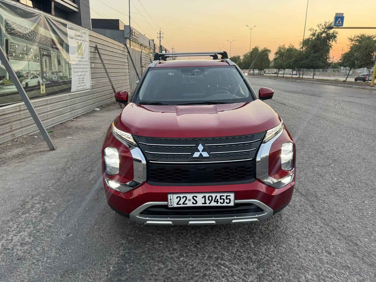 outlander 2023 sel  PHIV
فول کارەبایی + هایبرێد + بەنزین 

 سێ پارچەی لای سایەق گۆراوە بە بیلاد 
چاملغی دوواووە سبوغ  باغەی سندووق کلێرە 
وێنەی دەعمەکەشم داناوە تەنها لێ خشاندنە 
 فول فول مواسفات هەموو  گیانی بە شەرت
 

گێر مەکینە تەقە و رەقە سەنەوی و بە ناو کردن هەمووی بە شەرت خۆم رەقەمم کردووە  کارەبایات و پاتری بە شەرت 

پانۆراما
ئەوتۆ ستۆپ 
ئەوتۆ هۆلد 
ئەوتۆبرێک
تەبرید مەرکەزی 
کوشن خەزن 
کوشن هیتەر 
سوکان هیتەر 
٤ جام کارەبایی 
ئاوێنە ئیشارەت 
٥ کامێره واتا ۳٦۰
۳٦۰رادار
گیچ ئەلکترۆنی 
۷مۆدی لێ خورین 
سەیارە عایلی ۷ نەفەری 
سندۆق جەگ

هەمووگیانی بەشەرت کامل جوانکاریە سەیارەی مالەوەیە 

سعری تەنها ۱۹۷ وەرەقە و بەلاش
***********
واتس ئاپ و ڤایبەر
