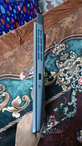 السلام عليكم لابتوب لينوفو نظيف كلش كلش نظافه 100% استعمال قليل الله شاهد عليه غراضه كلها موجودات  ب950الف ما عندي توصيل 
مكان بغداد ***********
□ LEN0V0L0Q15IRH8
Specification:
CPU:Core i5-13420H
泰GPU:RTX 3050 6GB 95Watt
泰RAM:16GB-DDR5 5200MHz
 Storage: 1TB SSD Gen4x4
* Display: 15.6" FHD (1920x1080) IPS 350nits Anti-glare,
45% NTSC, 144Hz, G-SYNC
 Color: Storm Grey
OS: Windows 11 Original
