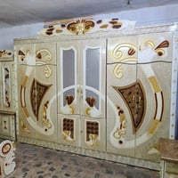 غرفة خشب • جديدة • ناصريه