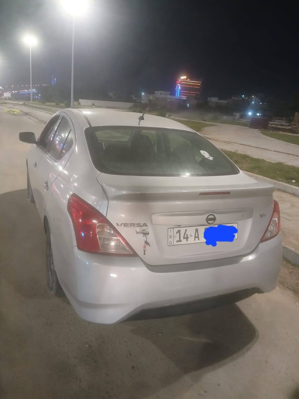 السلام عليكم للبيع نيسان فيرسا ١٦٠٠ محرك مديل ٢٠١٩ وارد امريكي ضربه بجم بنيد وجاملق امامي سياره جاهزه وحمد الله رقم بصره سنويه بسمي تنتهي ٢٠٣١ العنوان بصره البرضعيه سعر ٨٥ وبيهه مجال بسيط ولشراي يتصل *********** البصرة, العراق
