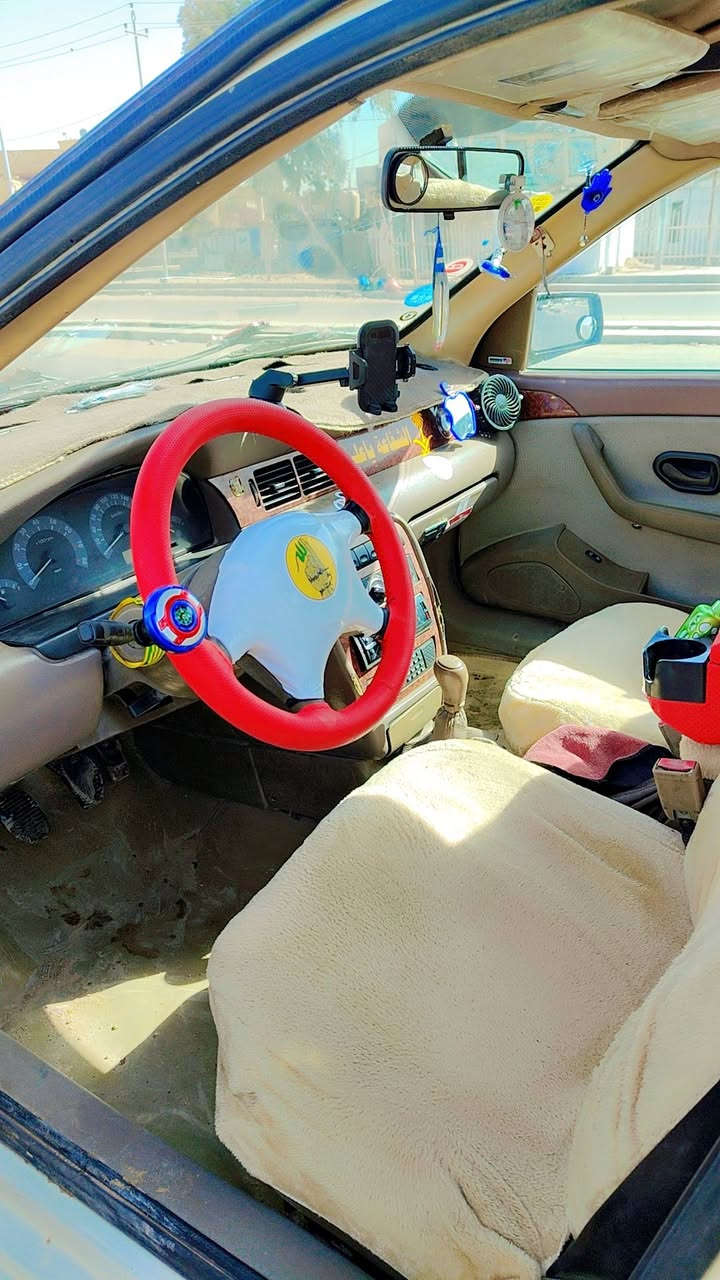 السلام عليكم سمند موديل 2012 محدثه 2017 مكينه كير حداديه تبريد تتفه مكفول سياره جديده وجاهزه الف ماتصرف عليه كهربايات كوله شغاله راعيه يريد مداور سياره احله من صوره المكان النجف ***********
