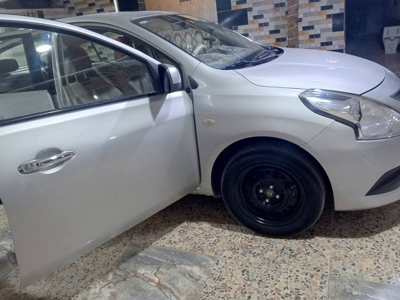 السلام عليكم ورحمة الله ....
نيسان سني هندي ،  اربيل موديل 2023 ، تبريد ثلج ،  مجددة السنوية 2030 خليجي سعر 110 ، وبيها مجال بسيط للشراي
العنوان : البصرة - قضاء شط العرب - الجزيرة الثالثة - باب الهوى 
رقم الهاتف : ***********
