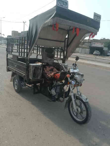 سلام عليكم ستوته جمره صقر للبيع موديل 2023 كهربايات كلئ شغالئ جديده اخت الزيرو مكفولئ من شخط ولحيم ركبه مكفوله محرك مكفول نكره سلف نقطت لحيم مابيه تايرات جددد جوبلس كهربايات كلئ شغالئ سعر 1850مكاني بغداد ***********
