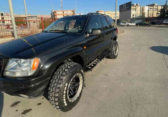 جیب گران چیرۆکی 2000 مواسەفات V8
غاز +بەنزین 
فول جەبەلی 
ئۆتوماتیک جام کارەبا 
کوسن جلد شاشە ئایپات سڵایت 
دۆسە ئاسن 
گێرو مەکینەو ئەکسلو دەبڵ
 ئەکسلی بەشەرت سەیارەکە تو ویلە 

سعر لە کۆمێنت داوابکە ڕاستەخۆ بۆت دیت 📩 

٤تایەی جەبەلی لۆکی لەژێرە 
کەمل بۆیاخە بەڵام زۆر زۆر جوانو پاکە 

ژمارەی خاوەنی 
***********
