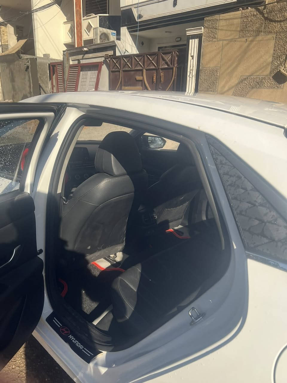 سلام عليكم البيع النتره مديل ٢٤سياره مكفوله ماشيه ٥٠سياره بسمي مكان بغداد الامين ***********
