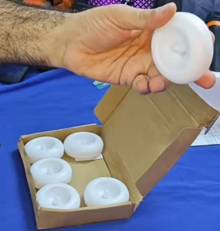 السلام عليكم
مزهريات الوحده ب8
الشموع كلهن ب4
اليقطينات ب10


**إذا كنت صاحب هذا الإعلان وتريد حذفه لأي سبب، رجاءا أرسل رسالة إلى الدعم الفني**