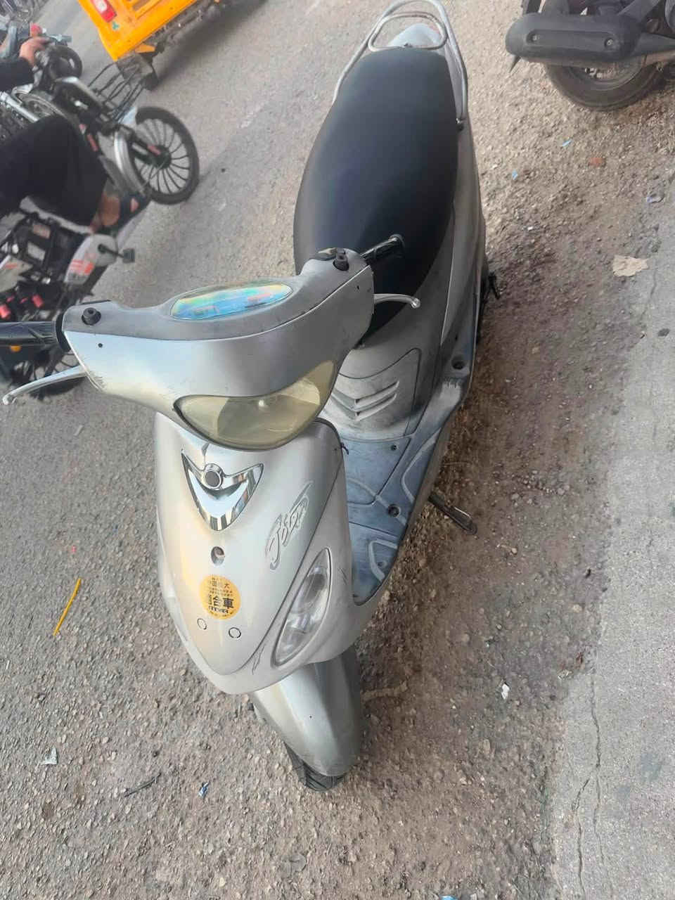 دراجه ماكس منغولي دراجه كفاله عامه ممفتوح بيها برغي 
علا الفحص دراجه حاويه صار فتره من طلعت الدراجه مكانها كربلاء معروضه ٧٥٠ رقم التواصل ***********
