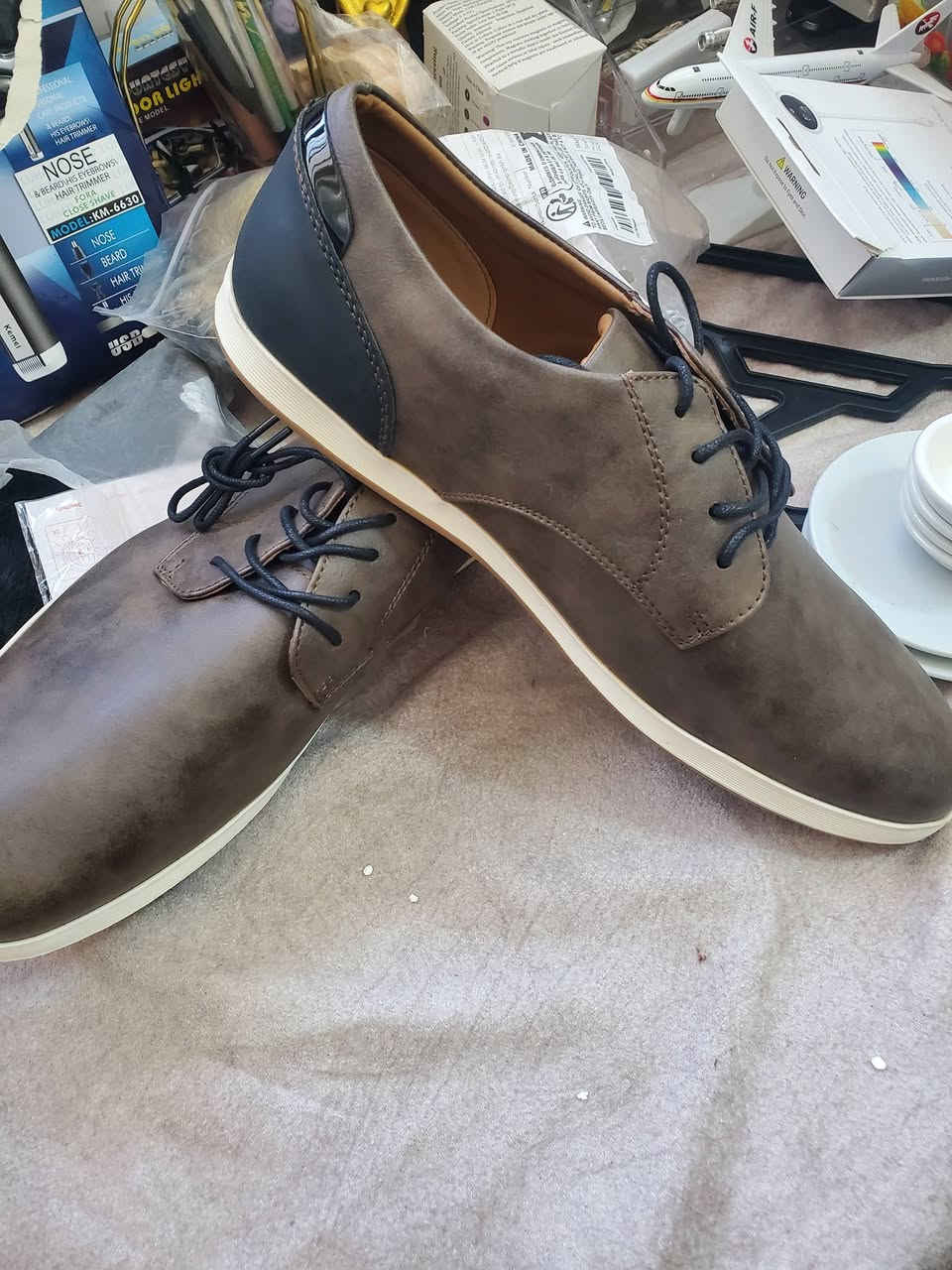 السلام عليكم احذيه قياس ٤٦ جلد سعر ٢٠ مع التوصيل ***********
