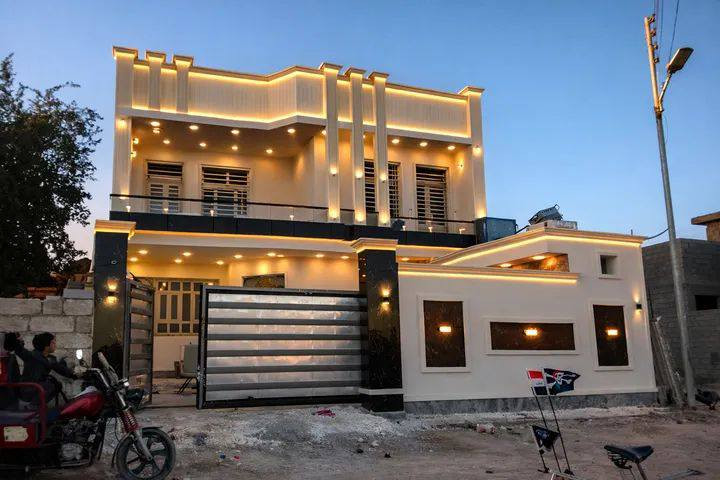 السلام عليكم مقاول بناء وقالب خشب نجاره وتسليح كرستا وعمل شغل درجة اولي نستلم ارض اسلملك مفتاح تحت إشراف مهندس شغل مجمعات تجاريه سكنيه وترميم تفليش***********
