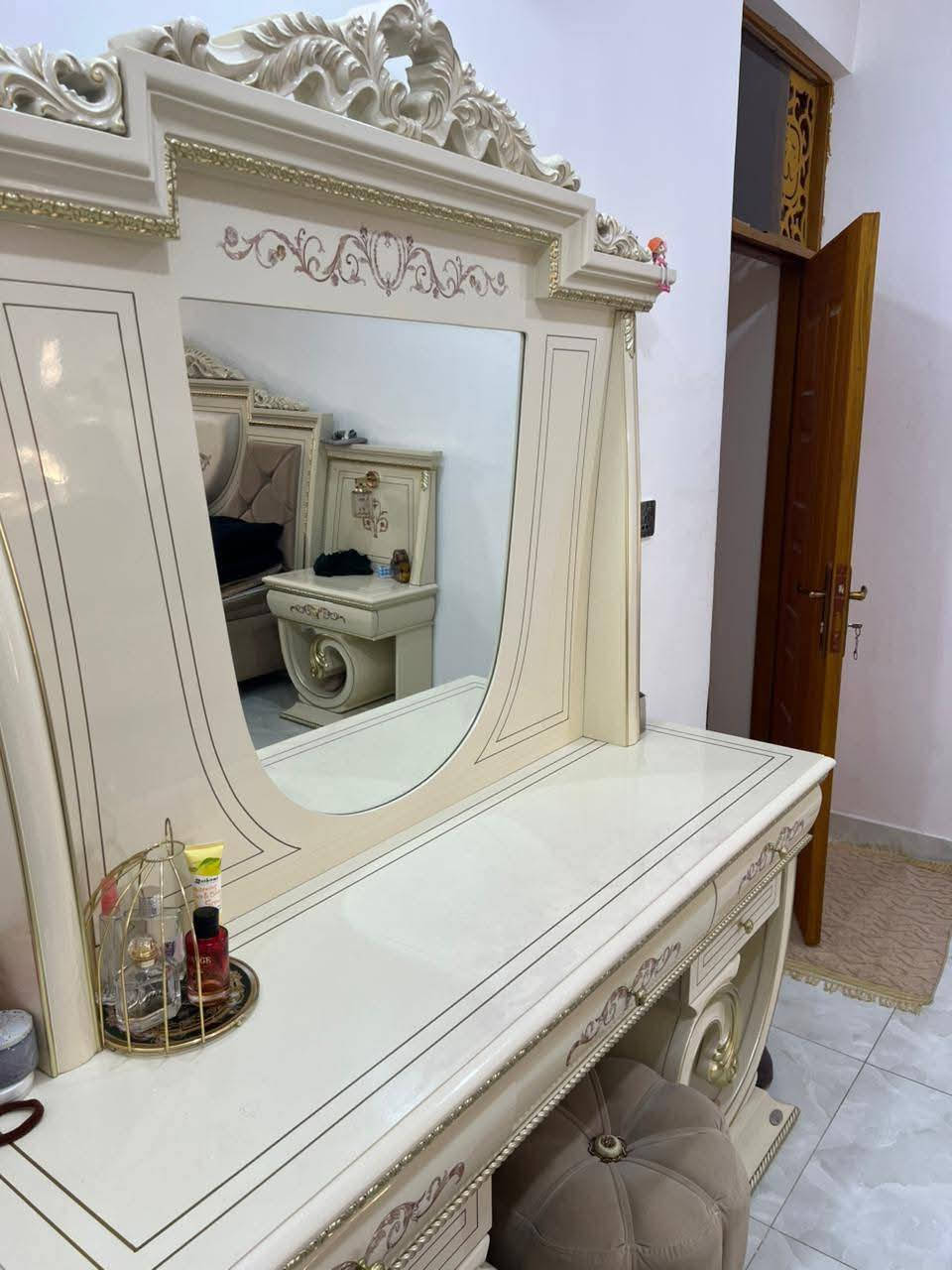 غرفه زان تصميم مصري ملكي جبيره ونضافتهة احلى من الصور للبيع ..


**إذا كنت صاحب هذا الإعلان وتريد حذفه لأي سبب، رجاءا أرسل رسالة إلى الدعم الفني**