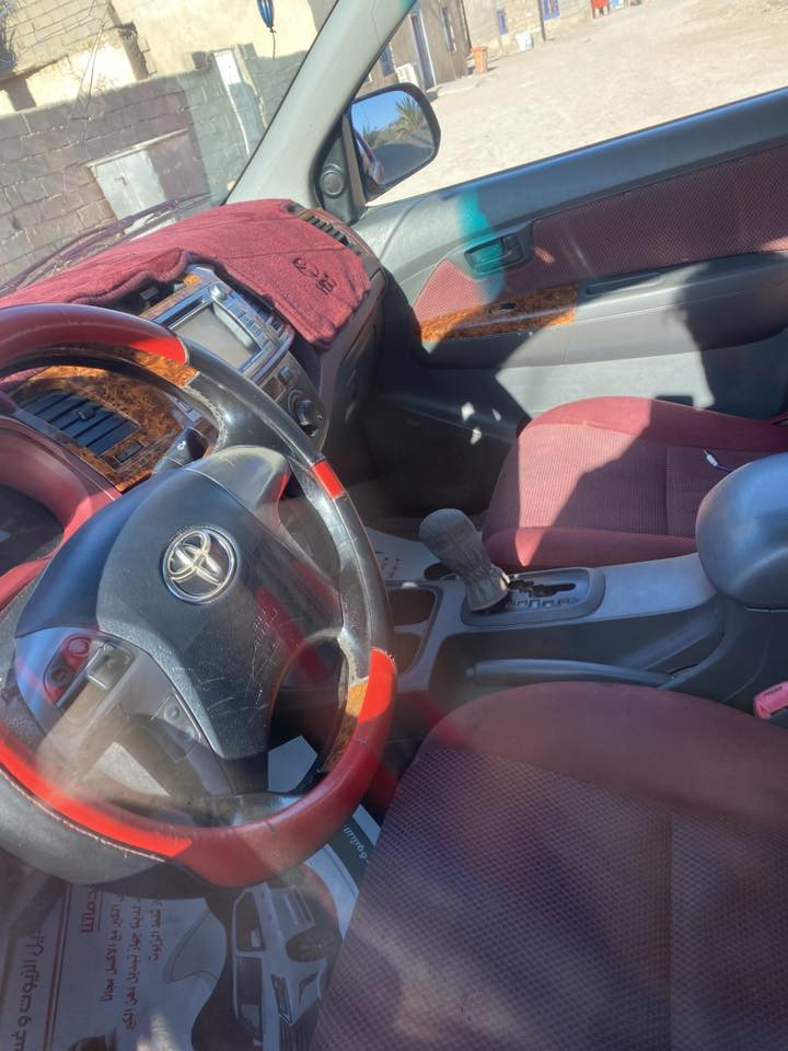 السلام عليكم هايلوكس  2015اوتوماتيك شاصي ١٩ مكفوله كفاله عامه ما عدا ملاحضات شوف العين ماشيه ٣٥٠الف السعر ٢١٥ مكان السياره البصره الدير  رقم الهاتف ***********
