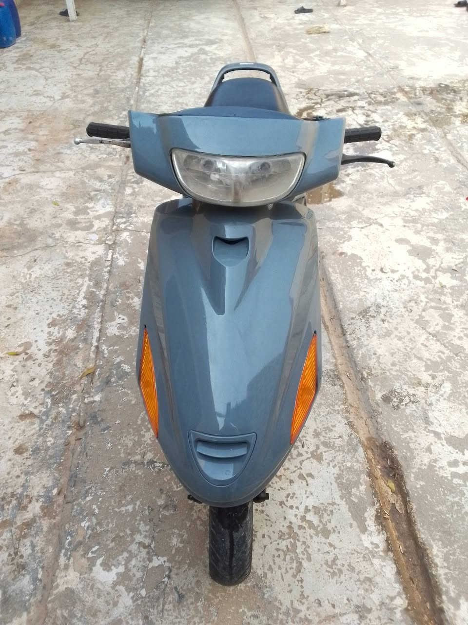 السلام عليكم
دراجه فراشه للبيع مكينه ما مفتوحه جاهزه 
كهربائيات شغاله 
رايدها ب450وبيها مجال 
***********
ماسنجر او واتساب
