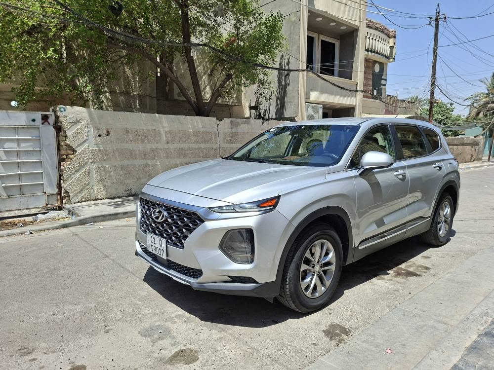 موديل 2019
ماشيه 90 ميل 

 المواصفات نص فول 
شاشه كبير 
تحكم ستيرن فول 
كامره خليفه 
سايد بريك بصمه 
اوتو هولد 
إطفاء ذاتي للمحرك
صندوق بصمه
رادار امامي خلفي 
تحديد مسار 
رادار توقف ذاتي
ويل كب 17
تبريد قطعتين 

السيارة امريكي 
((بدون حادث داخله كلين))
((بالعراق بيها طخه بالباب وتعدل ونصبغ بابين))
((باقي سياره مكفوله))
((صور الحادث بالمنشور))

(رقم بغداد تحويل ثاني يوم)

السعر 160
كلشي ذاكر بالمنشور اقره
 تفاصيل كامل واتصل
*********** 
مكاني بغداد الجديده بغداد, العراق
