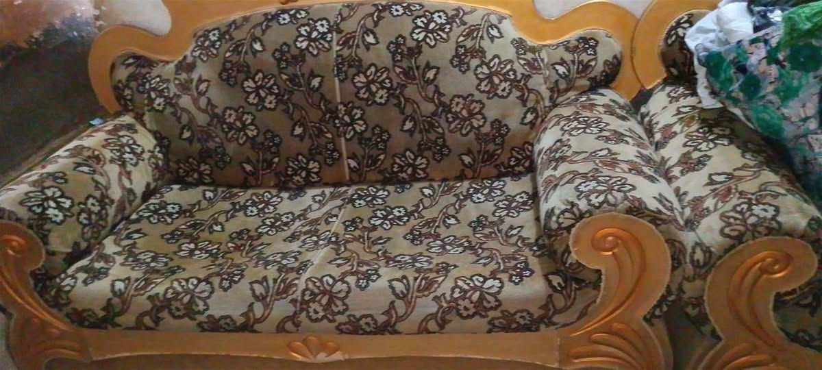 تخم كلش نضيف  رايدته ب150 الف وبي مجال  واتساب***********
