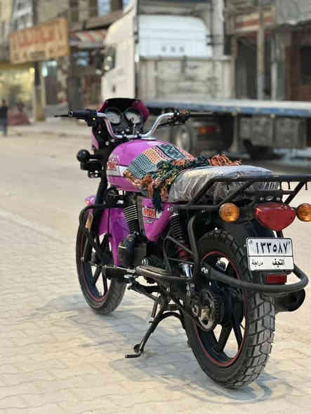 دايوان مرقم نجف 
دايوان كلاسك ٢٠٢٣ مرقم نجف الدراجه جاهزه على اخر حبه ونضيفه دبلات امامي جديد واصلي تايرات جدد الدراجه معايزه شي 

مكانها نجف حي الشهداء 
السعر 2200 

رقم صاحبها …
0782 905 3842
