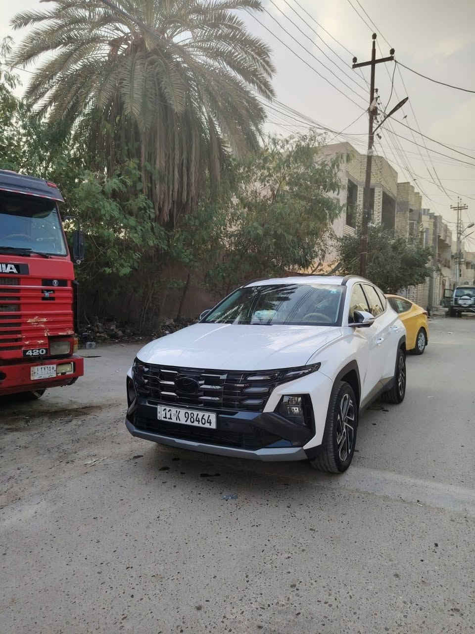 توكسان خليجي موديل 2025 زيرو زيروووو كتولاكات الشركه بيها 
(السعر) 227 وبيها مجال للشراي

رقم بغداد الجديد 

زيرووو سبير ما نازل تايرات الشركه السياره وضع شركه 

تحويل مباشر

محرك 2000 دوش 

مكفولة كفالة عامة من الشخط والصبغ والتكحيل مكفوله من جكه الدنبوس

فول مواصفات 

عدة الفتحة 

شاشة متصلة 

عداد دجتل متصل 

لد وية فرت الستيرن

شحن  لا سلكي 

كشنات تبريد 

كشنات كهرباء 

حساسات امامية خلفية 

كاميرا خلفية دواره 

جنطة كهرباء 

ويل كبير 19  

قطعتين تبريد خلفي 

هاند بريك بصمة 

بردات خلفية 

وبعد بيهة هواي مواصفات المعروفة

مكاني بغداد الزعفرانية 
***********
