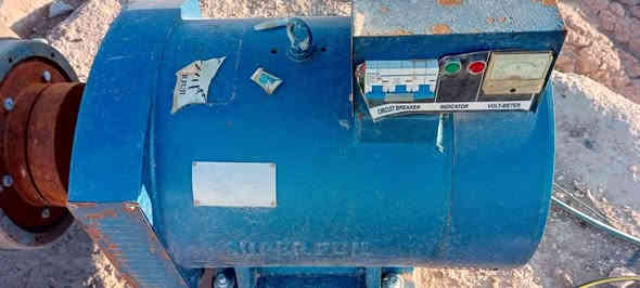 محرك للبيع 6 دويز
السعر 33 ورقه 
العنوان سامراء 
الاستفسار الاتصال على الارقام 
***********
***********
