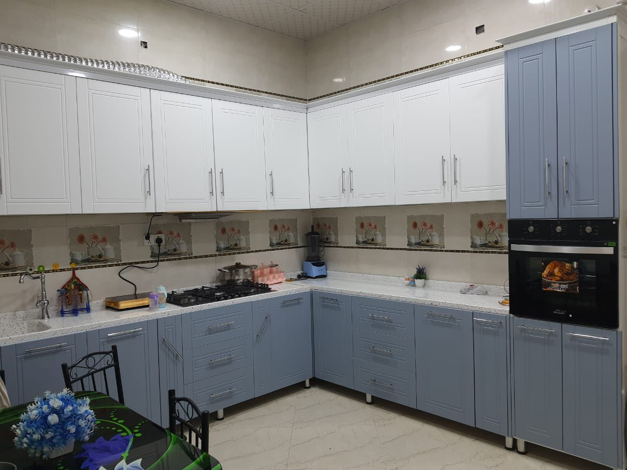 معمل نشوان عدنان لكافة اعمال الالمنيوم ابواب شبابيك مطابخ تركي درجه أوله الالمنيوم وخشب 
السماوه فرع الصياغ مقابل فرع اليهوديه 
وات ساب متواجد 
***********
