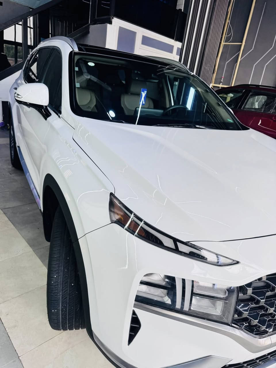 اللهم صل على محمد وآل محمد سنتافيا للبيع موديل 2023 أمريكي محرك 2500 فول مواصفات 1/1 رقم منفيس ماشيه 5000 بيه قطعة وحدة صبغ والباقي كفالة عامه 
5 كامرات السيارة جديده بيه نانو سراميك سونار بيه 
بيه هواي مواصفات 
***********
