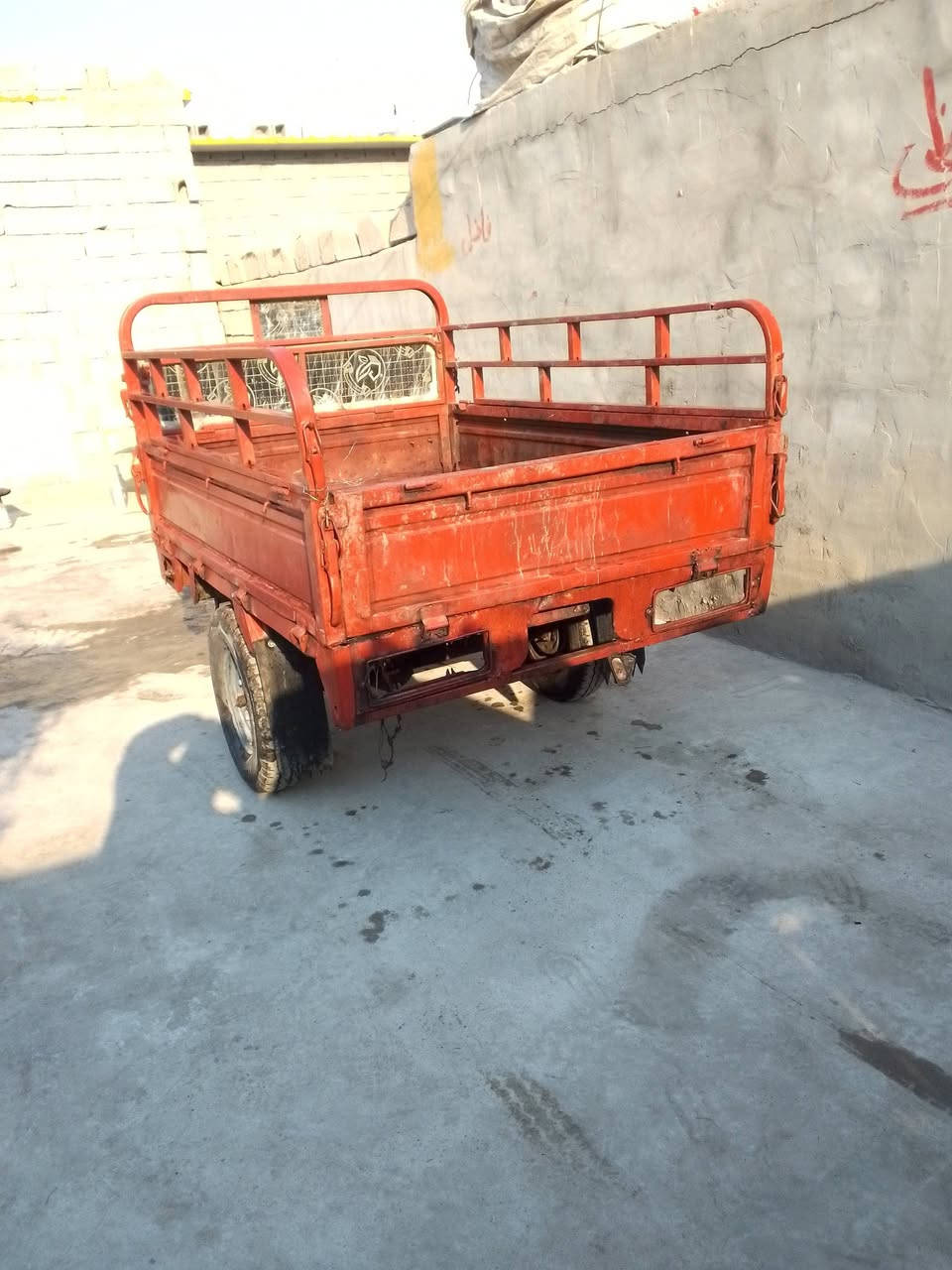 سلام عليكم ستوته البيع ديوان موديل 18وراق صواليه سلف هندر كرهبيات شقله سعر 700وبيه مجال قليل مكاني سيطرت الج هاذه رقمي ***********
