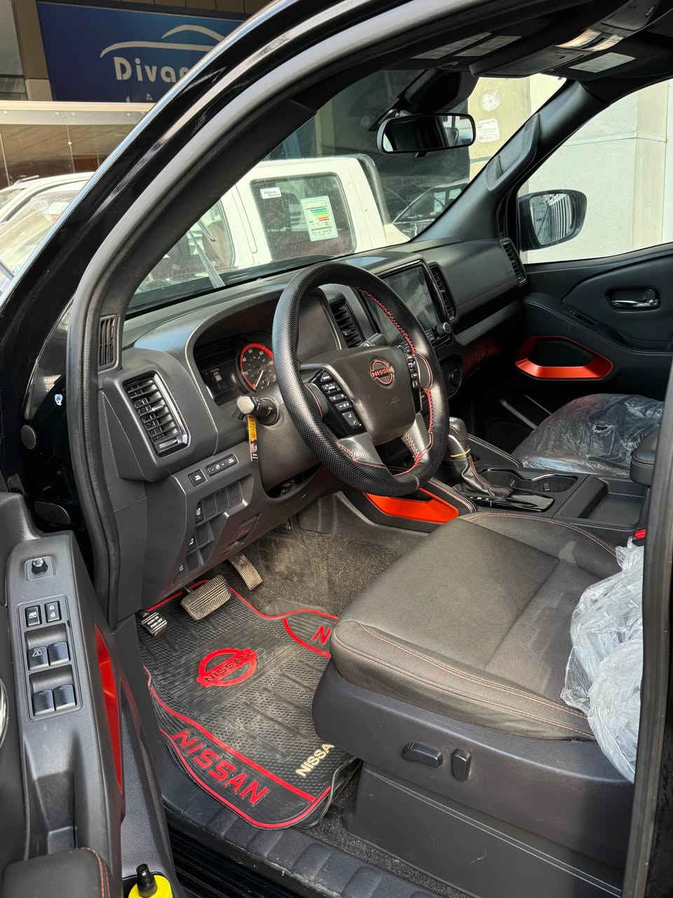 مۆدیل / 2022 
بۆدی کورت
رەنگ / رەش
مواسەفات / pro
دوو دەرگا و چاملخ سبوغ
کوشین کارەبا سپۆرتی
موديل ٢٠٢٢
بودي قصير
بابین + جملخ مصبوغ
مواصفات pro
لون اسود 
واتساب / *********** + *********** أربيل, العراق
