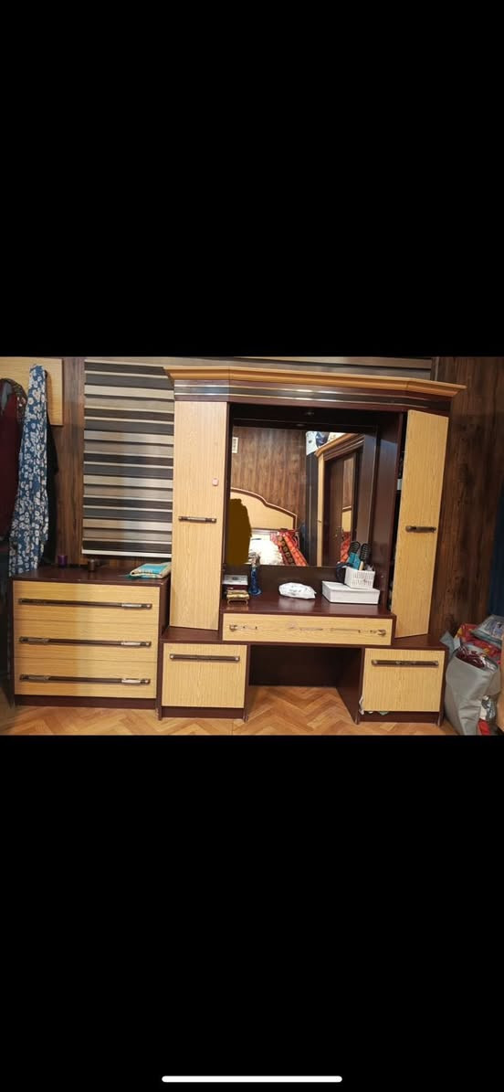 غرفة للبيع ٤٥٠ الف مابيها اي ضرر وتكمة تخبل وخشب قوي ثكيل 
مستعجلين عليها 
البلديات


**إذا كنت صاحب هذا الإعلان وتريد حذفه لأي سبب، رجاءا أرسل رسالة إلى الدعم الفني**