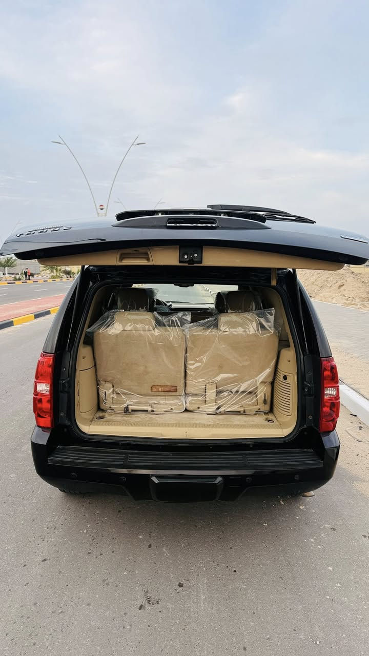 تاهو ( ادوات) الموديل 2012 اسود خليجي داخل عسلي تو ويل السياره كلش جديده وجاهزه من كل النواحي كفاله من الضربه والگص والفتح بيها 3 قطع صبغ بالخليج  طخم تاير جديد تبريد ثلج  السعر 125$  هاتف ***********  البصره
