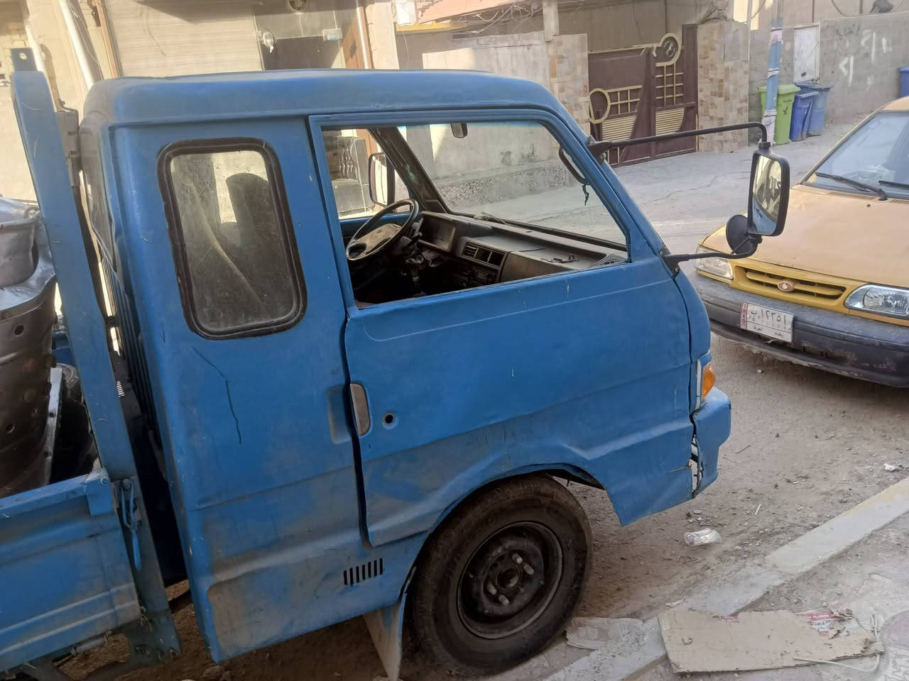 كيا بنكو 95 
مكينه جديده 
گير واكسل نضيفات 
حداديه جديده 
باور ومشط جديد
 شرط التحويل 
سعرها 40 
مكاني بغداد الدوره

***********
