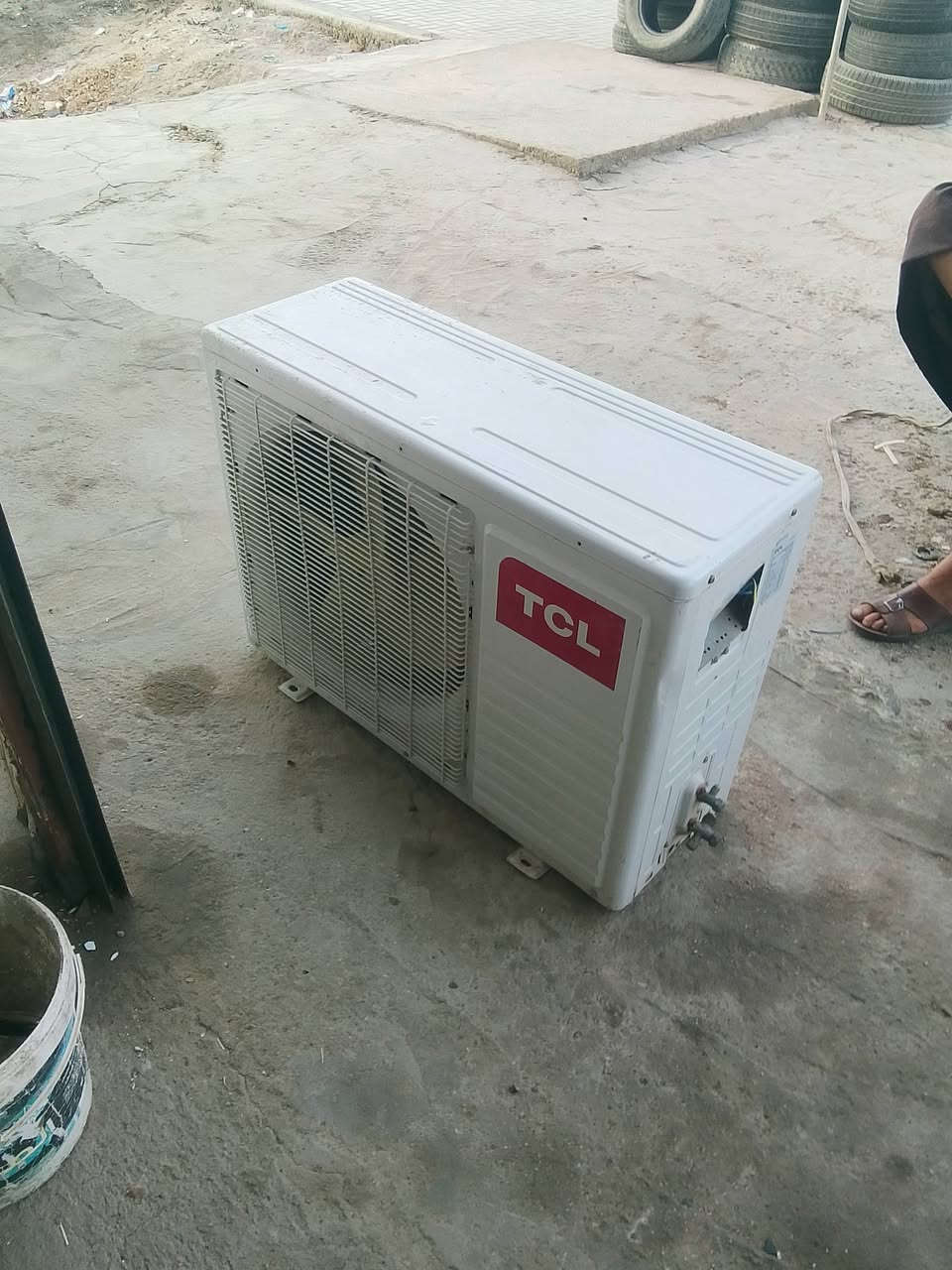 سبلت بني سونك بدون غاز ب200 خارحيه طن ونص دو سونك ب150 بدون غاز  خارجيه طن ونص تي سي ل ب150 عنوان البصره الجزيره الحوطه ***********
