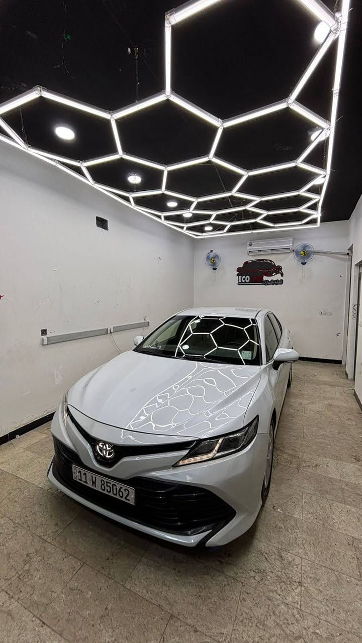 السلام عليكم
كامري 18 سردار 
Le السيارة ماشي 90 الف 
بيهة الدعامية الامامية صبغ 
وبارد بهلال الجاملغ الامامي اليسرة 

السيارة ما بيهة اي مصرف 

للاستفسار 

‭***********
السعر 
197 ورقة وييهة مجال
