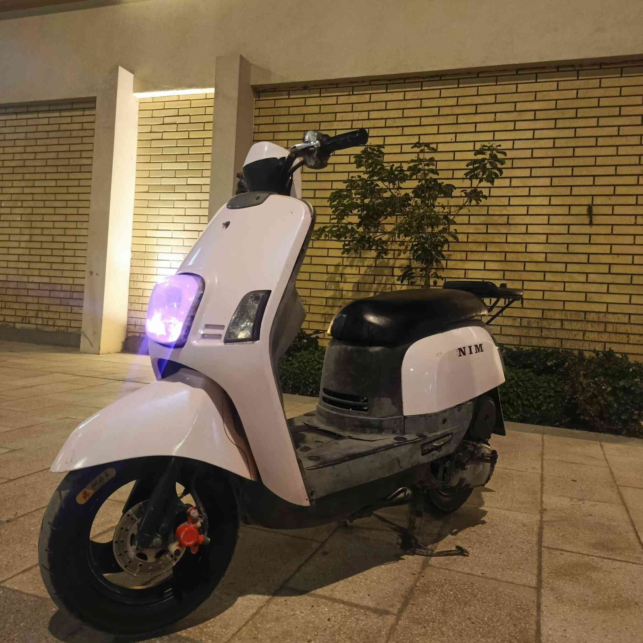 السلام عليكم
ماكس بوليس للبيع🔹
كهربائيات كلها شغاله تايراتها جدد داخل املح على رصاصي نضافة شوفة عينك السعر 650 وبيها مجال بسيط مكاني كربلاء الجمعية 
🔹ملاحظة الدراجة مبدللها ولفات فقط كلها بلاديه 
للاتصال : *********** فقط
