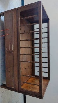 جربايه نضيفه خشب صاج قوي البيع سعر ٥٠ وبيه مجال الي يريد يشتري هذه رقم...