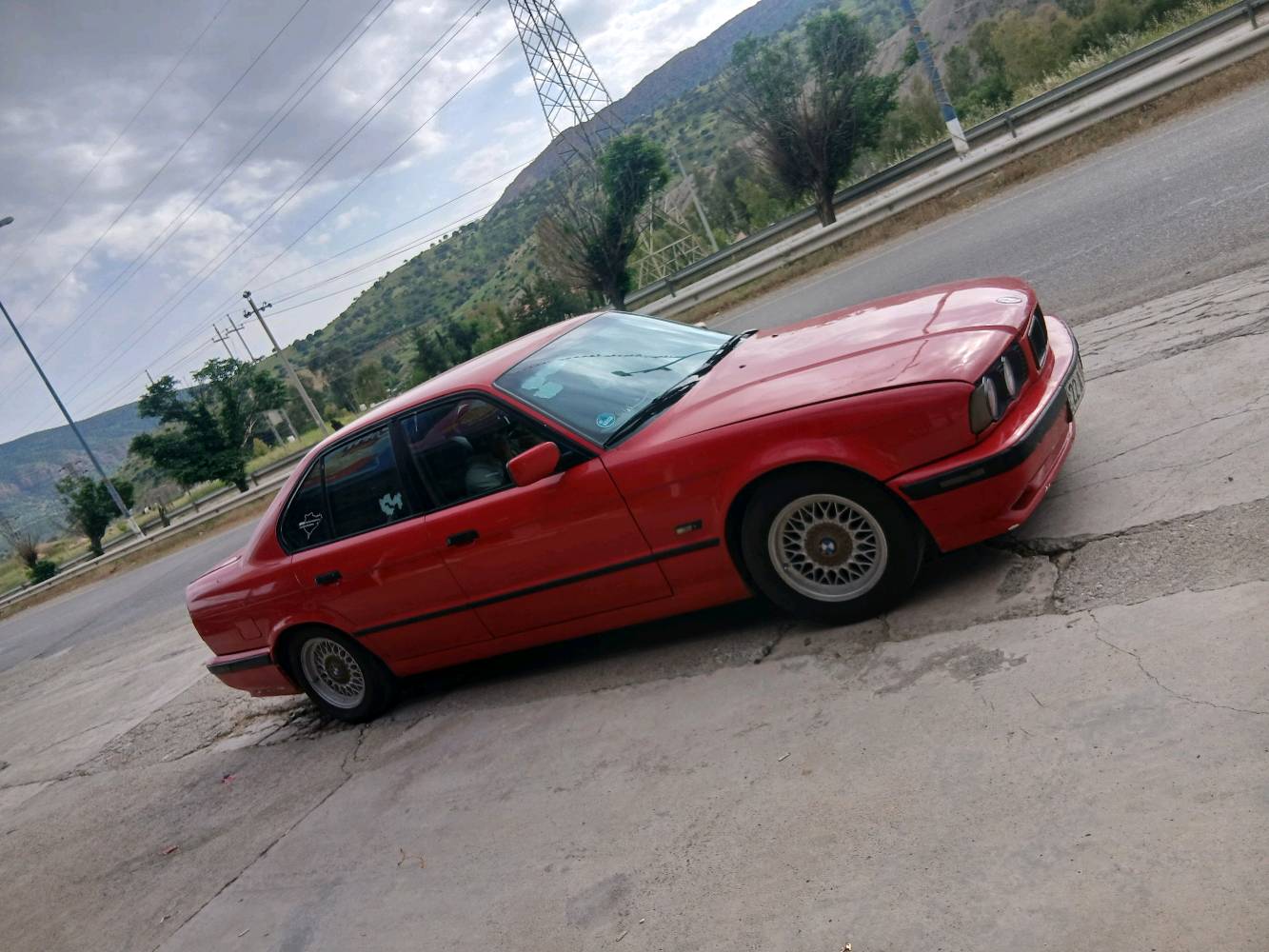 بي ام دبليو مديل 1993 520 مكينه مسكر 525
سياره كفاله من اي نقص بسمي سنويه  صارله يومين جددت سنويه وسويت هزه  تريد وكاله تحويل حاضر يمته ما يعجبك  كله جديده حداده تايرات ياباني يوكهاما  تخم سديت تبريد وي سويج سعره 64 بيه مجال قليل مكاني البصره قضاء المدينه